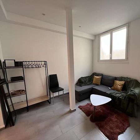 Appartement Idealement Situe Montereau-Fault-Yonne Luaran gambar